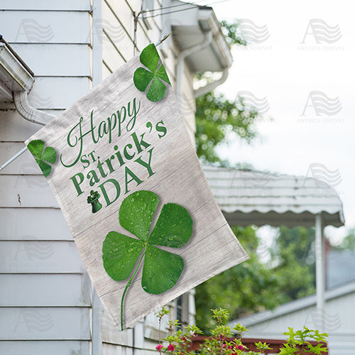 St Patricks Day Door Hanger - Green Clover Garden Flag - Irish Decor